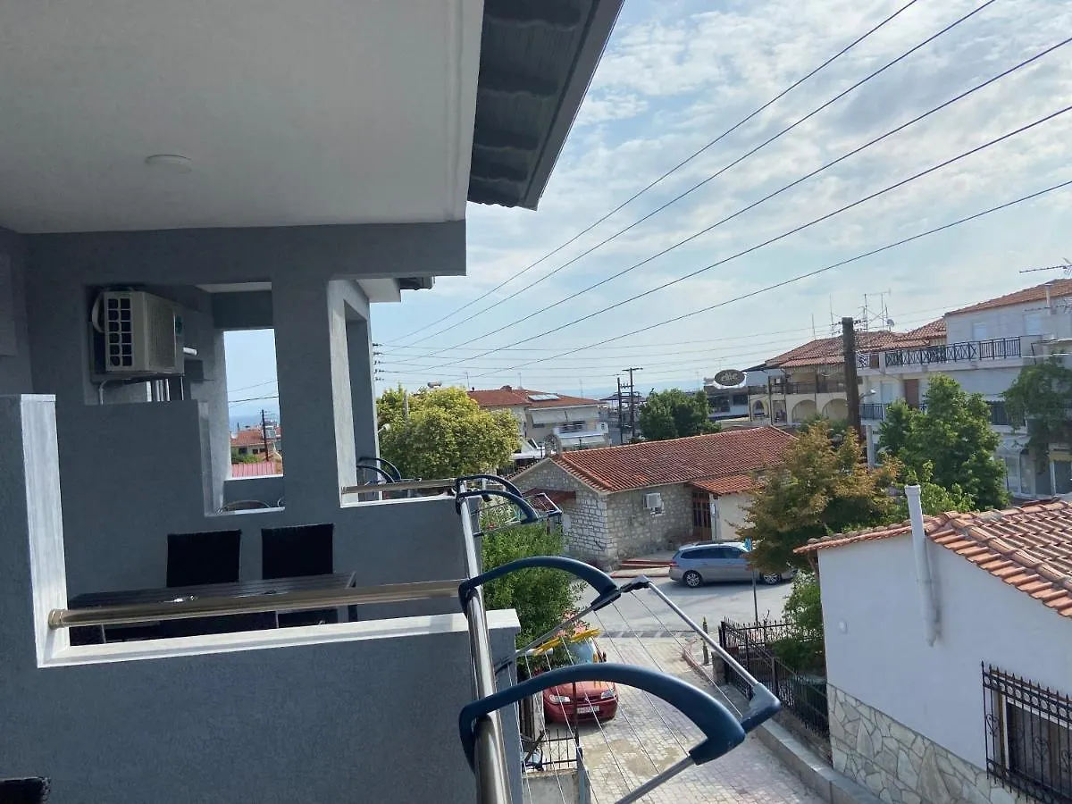 Apartments Miki Полихроно 0*,