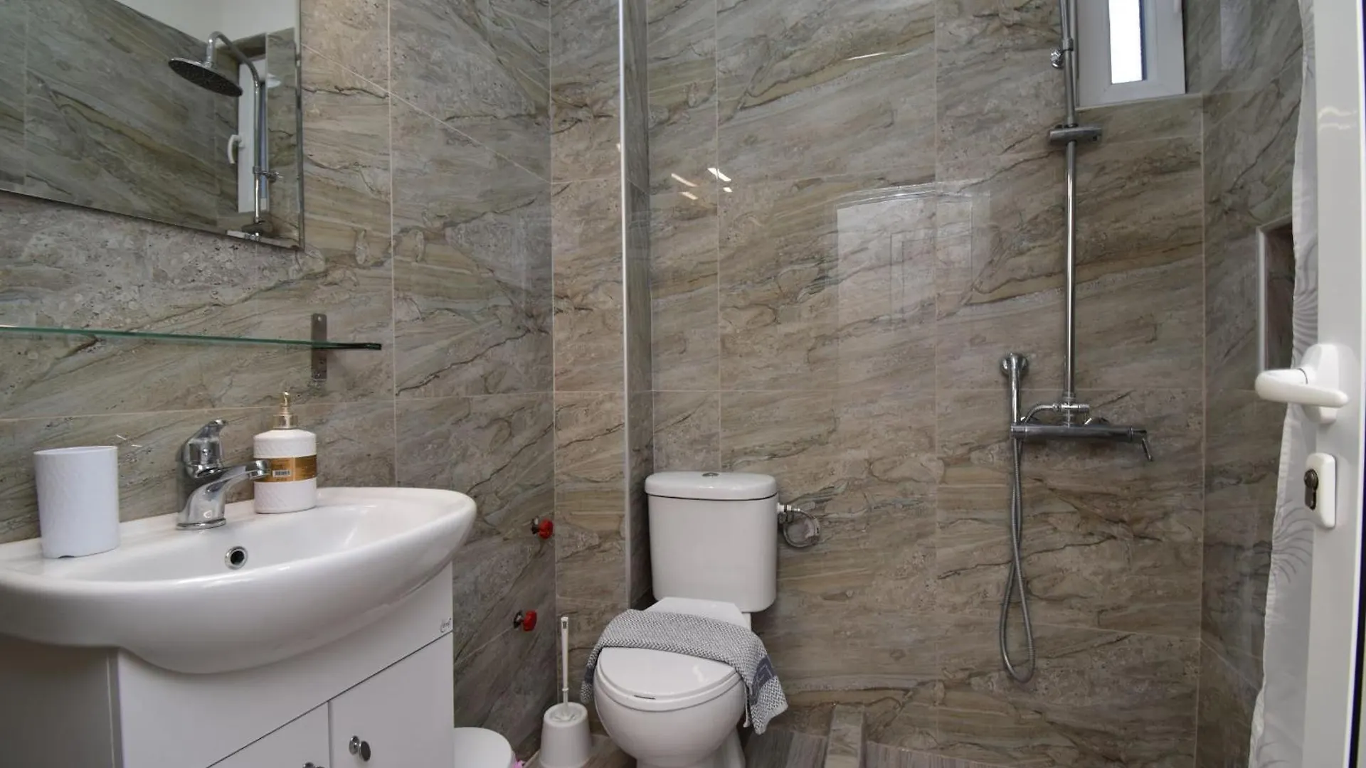 Apartments Miki Полихроно 0*,  Греция